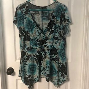 Women’s top. Size 2X.